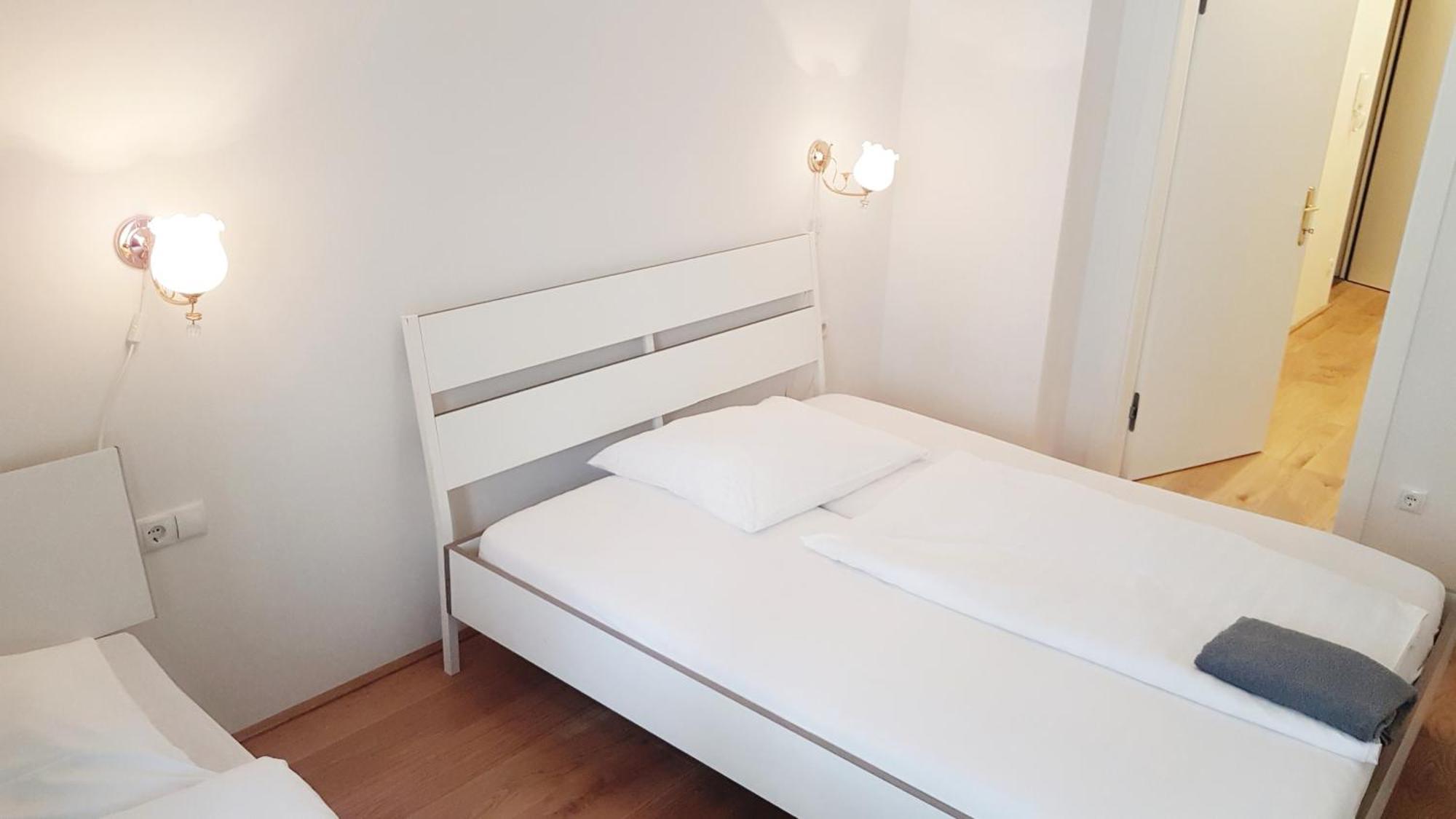 וינה Sobieski District-1 Ring Apartments מראה חיצוני תמונה