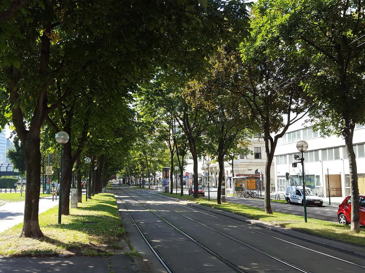 וינה Sobieski District-1 Ring Apartments מראה חיצוני תמונה
